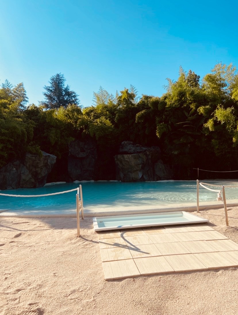 PISCINA