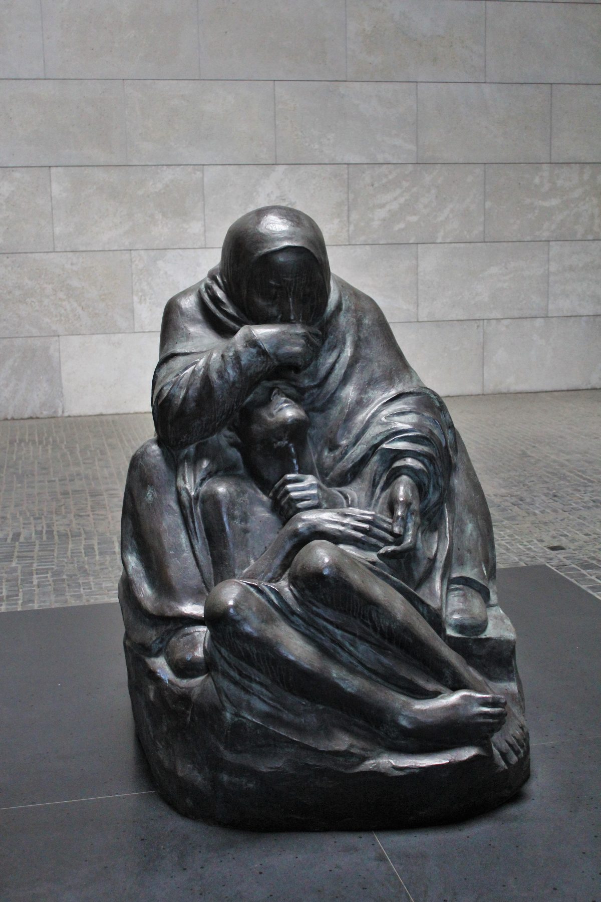 Käthe Kollwitz, Mother with her Dead Son, 1937, Sculpture (stone)